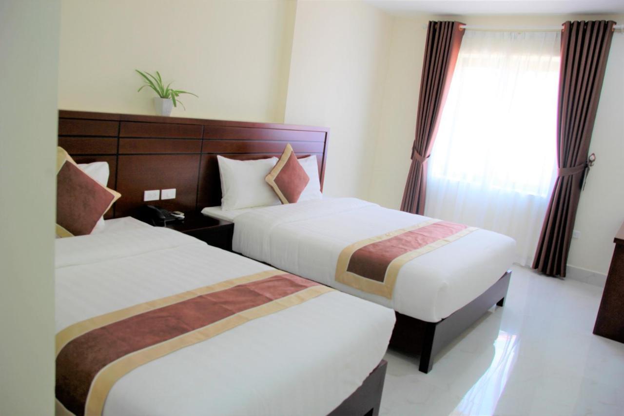New Sun Hotel Ha Long Bagian luar foto